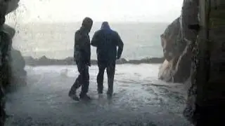 Ola gigante inunda túnel accidente temporal Prioriño Ferrol - Storm accident huge wave floods tunnel