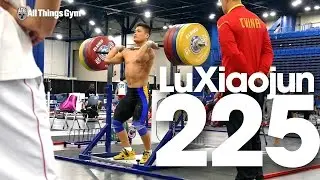 Lu Xiaojun Front Squats up to 225kg x2 2015 World Weightlifting Championships