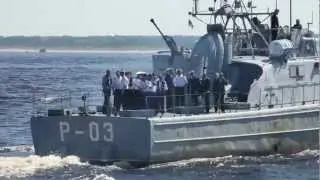 Kara kuģa karoga nolaišana uz patruļkuģa P-03 Linga (25.05.2012)