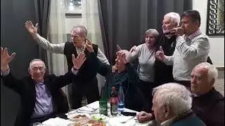 KAO VUK BEZ ŠUME  &  TO JE PROZOR MOJE STARE MAJKE  ♡ Krajiška grupa TROMEĐA No1