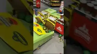 Asylbewerber randaliert in einem Rewe Markt 😱