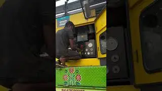 borewell machine compressor start #viralvideo #borewell #drill #drilling #machine #villagerlifestyle
