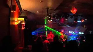 Arka - La Fuerza del Metal [Live at D'Antigua Lounge, Jackson Heights]