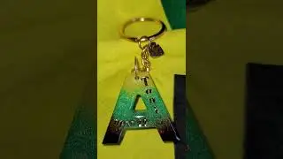 Reggae Fusion Resin Letter Keychain #resin #diy #epoxyideas #epoxyresin #resinart #resincrafts