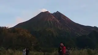 Sunrise merapi pagi ini Lavatour merapi