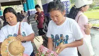 Tarian Ciri khas bali menyambut para tamu yang berkunjung ke danau Beratan Bali