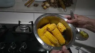 How to Cook Corn at home