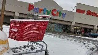 Party city -Going Out of business- -CLOSED-