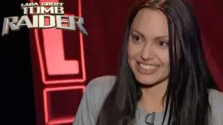 Angelina Jolie and Daniel Craig &ndash; 2001 E! News Interview | Lara Croft: Tomb Raider (2001)