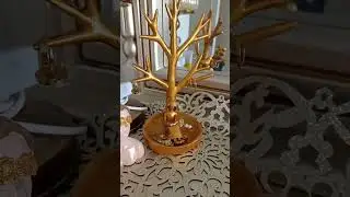 acrylic painting #painting #acrylic #gold #color #statue #status #beautiful #newvideo #new #youtube
