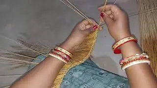 साधारण  झाड़ू घर बैठे मज़े  से बना सकते हैं// you can make a Simple & Easy broom easily  at home //