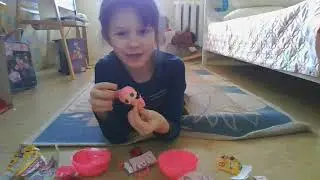 Открываем шарик LOL: Cheeky Babe
