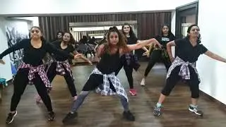 Malhari ||  warm up song zumba fitness WORKOUT ROUTINE