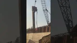 Sheet pile removing work #shorts #trending #youtubeshorts #Sheet #pile #removing #work #road #1k