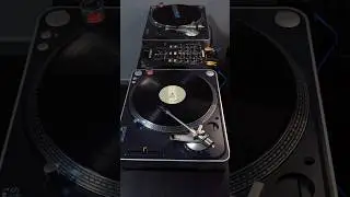 Analog Vinyl Setup 💿 Stanton T.60 + Allen & Heath Xone 23 #vynil #dj #house #deephouse