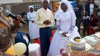 Uhiki kugia caama | Akorino Wedding cake cutting Beautiful and joyful moments 