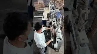 This Machine Joins Wood Like a Puzzle! #Woodworking #FingerJoint #WoodJoinery #shorts