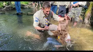 Rangertaufe im Retlager Bach - Pfad suchen & 