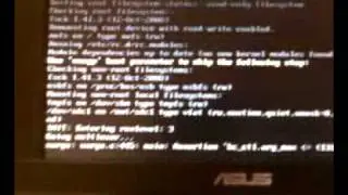 Slax booting on EEE PC 701