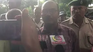 #reporter  Garib Aadmi ko housing Se Bhagya raha Hai#funny news Praveen Kumar #comment