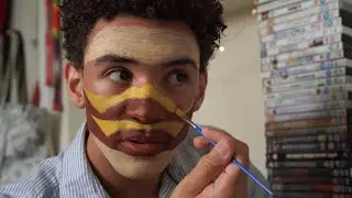 giving myself horrible face paint 3