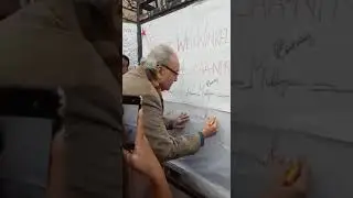 Soumitra Chatterjee extends his support to Students protest demonstrations against NRC and CAA