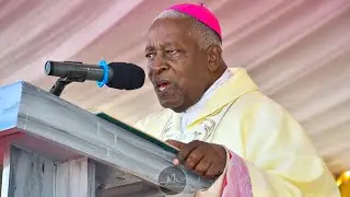Askofu Mstaafu Ngonyani Akiwakaribisha Maaskofu na Waamini Kushuhudia Askofu Mpya Akisimikwa Lindi