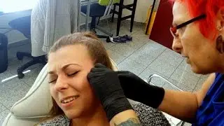 TRAGUS PIERCING - Bolest, cena, hojen&iacute;/ Getting My Tragus Pierced - Pain level, Price, Healing