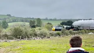 DOUBLE TRAIN   Flying Scotsman Crossing HST Class 43