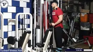 Professional natural bodybuilder trains deltoids