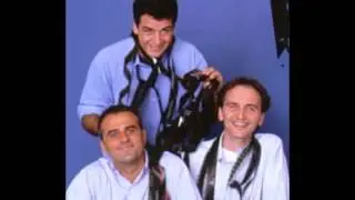 rai dire sanremo 2005-la gialappa's tenta di far entrare le loro voci su rai 1 (quarta serata)
