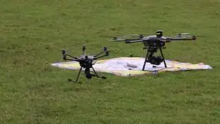 Yunnec H480 landing beside a yuneec H920