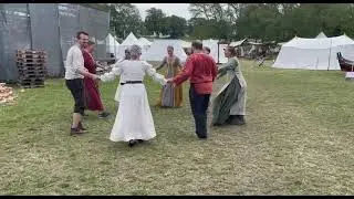 Simple historic dance 