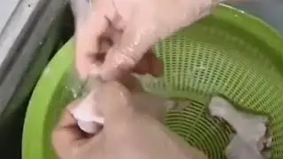 CLEANING AND WASHING THE CHICKEN PARTS