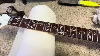 Restringing my Ibanez JEMJR!