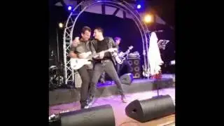 Phil Holmes playing guitar for Piero Esteriore in Berne, Switzerland 15.07.2016