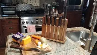 imarku Japanese 11-Piece Professional Kitchen Knife Set, Review