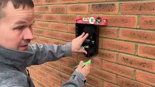 Electricians day 4 hours driving for 19 minutes work!!! 