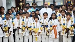 சர்வதேச போட்டிக்கு தயாராகும் புனித ஜோசப் மெட்ரிக் மேல்நிலைப்பள்ளி மாணவர்களுக்கு பாராட்டுவிழா#sports 