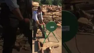 J&H Logs Professional Firewood Tilting Circular Saw