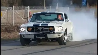'67 Ford Mustang Fastback Burnout