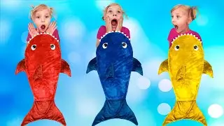 Sharks Family pretend play Halloween | Baby Shark | Kids Songs | Super Simple Songs