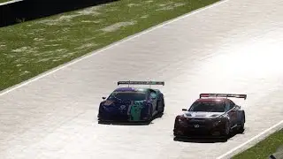 having fun in practice races with @Sakura__36