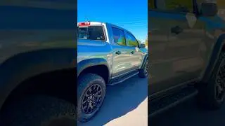 Trail Boss Steps: GoRhino RB30 Running Boards On Chevy Colorado