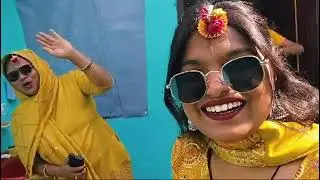 Bhen ki haldi wala volg hai ye 2025ka vlog hai Gusy ab m 2026 me daal rhi hu 😂