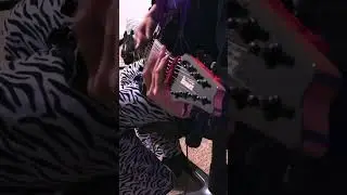 groovy slidy boy #8string #djent #metal #riff