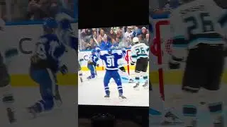 William Nylander Sneaked in and Scored a Good Goal! #nhl #nhlhighlight #torontomapleleafs #hockey