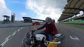 🏍️ History Made at Sepang! Royal Enfield Riders Set Malaysia Book of Records 🇲🇾