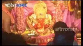 Vinayaki Chaturthi || विनायक चतुर्थी || Aarti from Siddhivinayak Mandir (Prabhadevi - Mumbai)