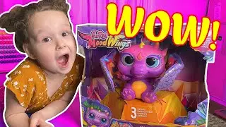 UNBOXING A FURREAL MOODWINGS BABY DRAGON!!